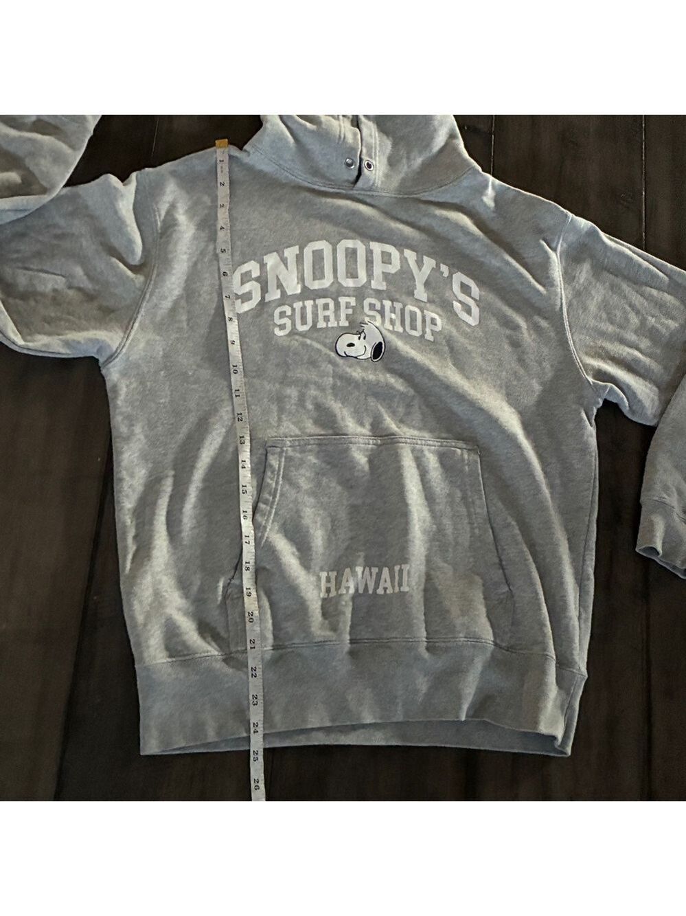 Peanuts Snoopy’s Surf Shop Hawaii Gray Sweatshirt - Size Medium - Picture 10 of 12